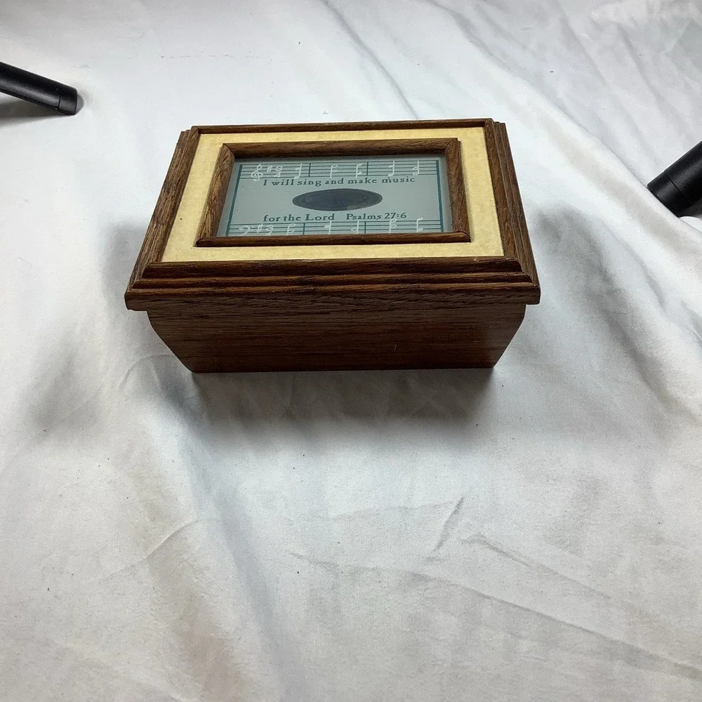 Music Box Psalms 27:6 